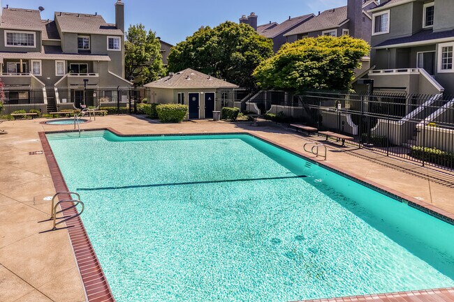 Building Photo - 43 Crystal Gate Ct