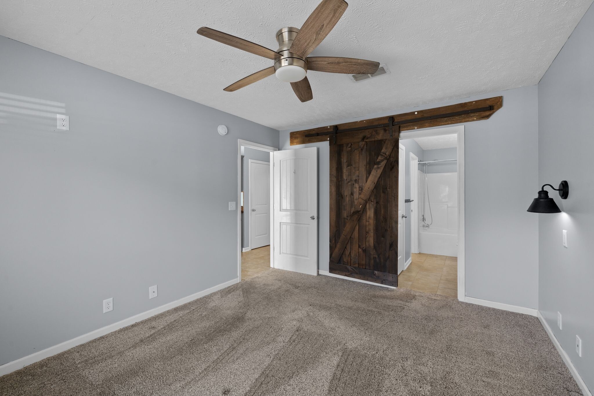 Building Photo - 911 Keepsake Diamond Ln