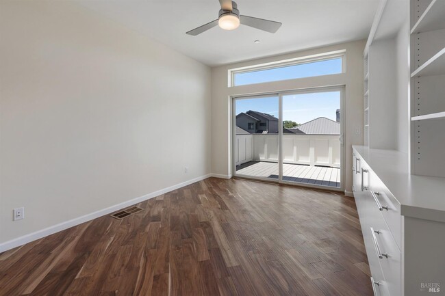Building Photo - 4420 Lahinch Ln