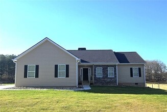 Building Photo - 201 Damascus Rd