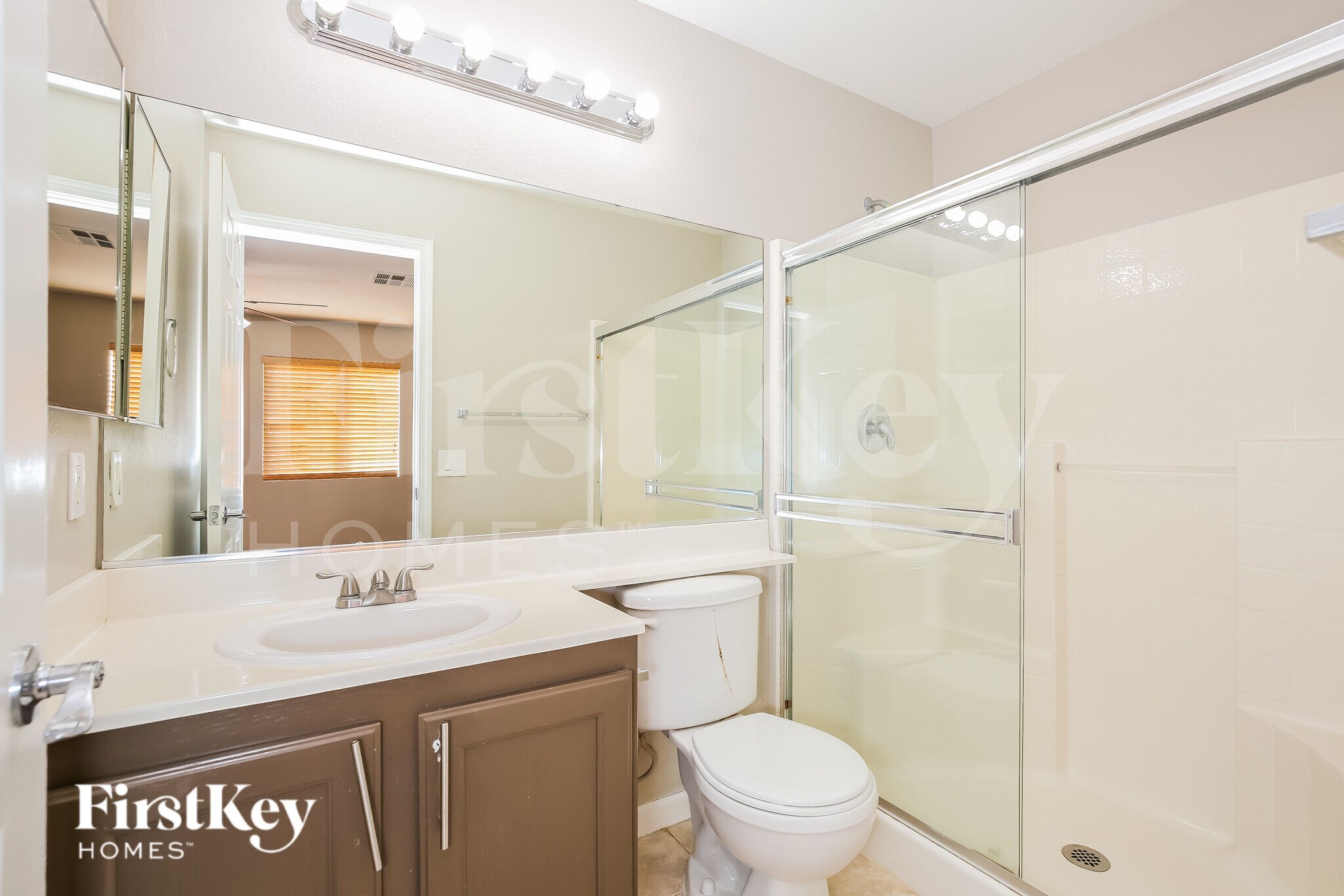 Building Photo - 7202 Cestrum Rd