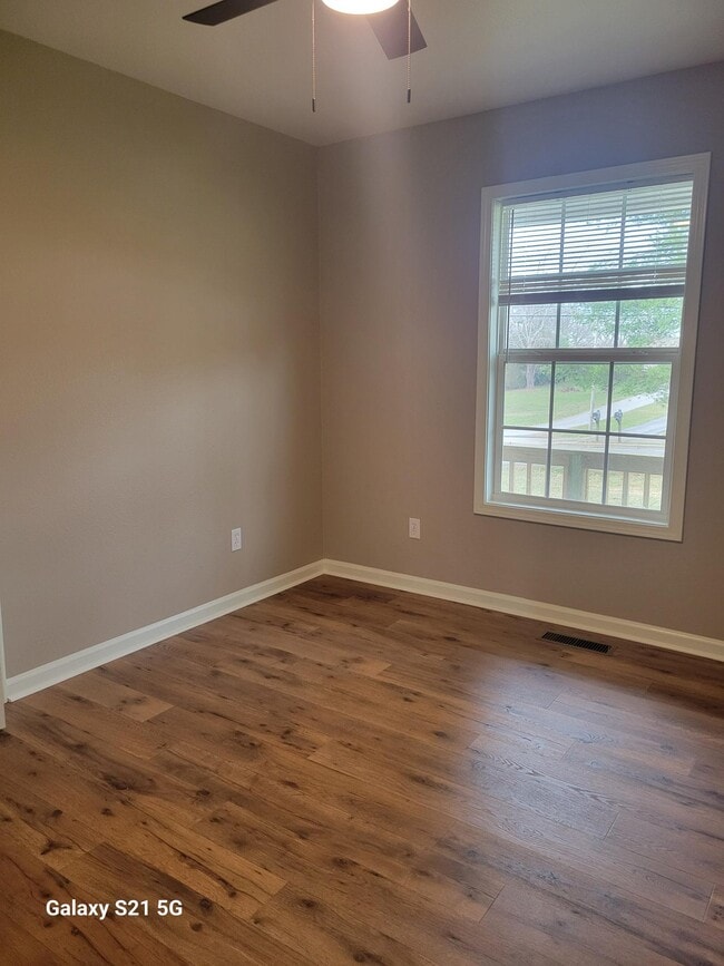 Building Photo - 251 Myrtle Ave