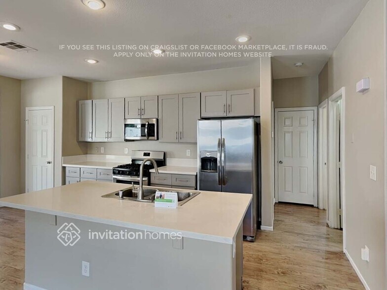 Building Photo - 6042 Halehaven Dr