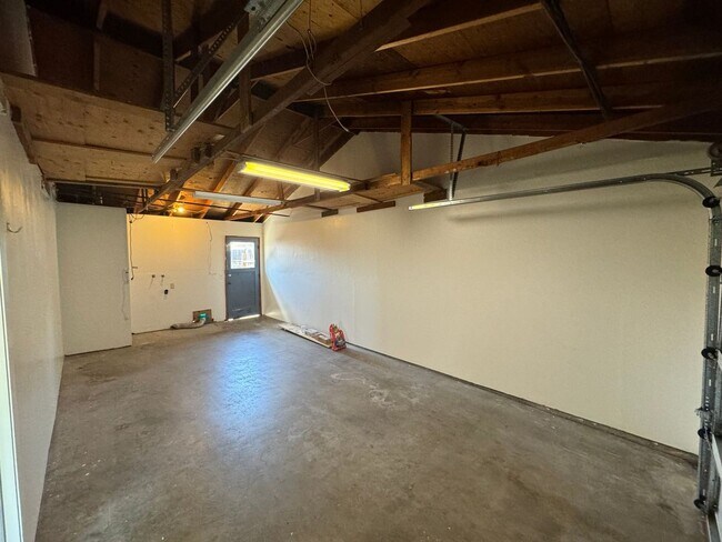 Building Photo - 1486 Atlantic City Ave