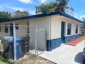 Building Photo - 1451 NW 20th Ct