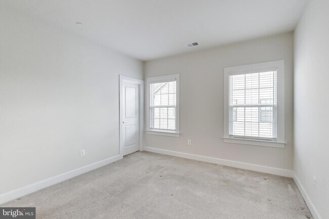 Building Photo - 21905 Woodcock Wy