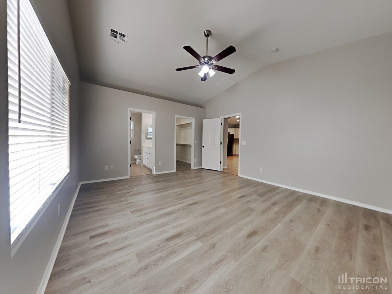 Building Photo - 14131 W Corrine Dr
