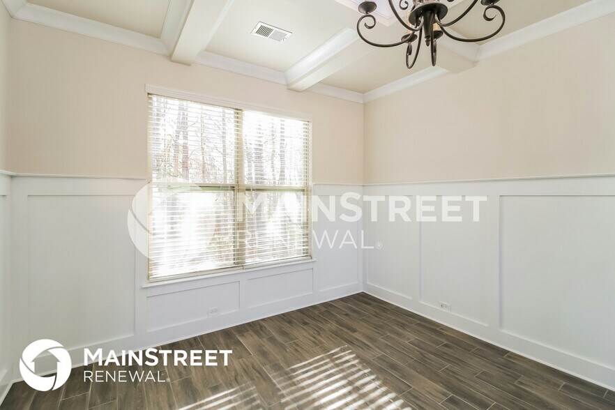 Building Photo - 886 Rainsong Way