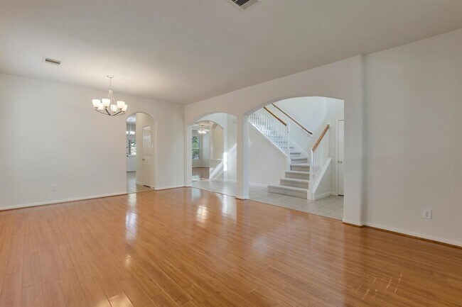 Building Photo - 2712 Park Falls Dr