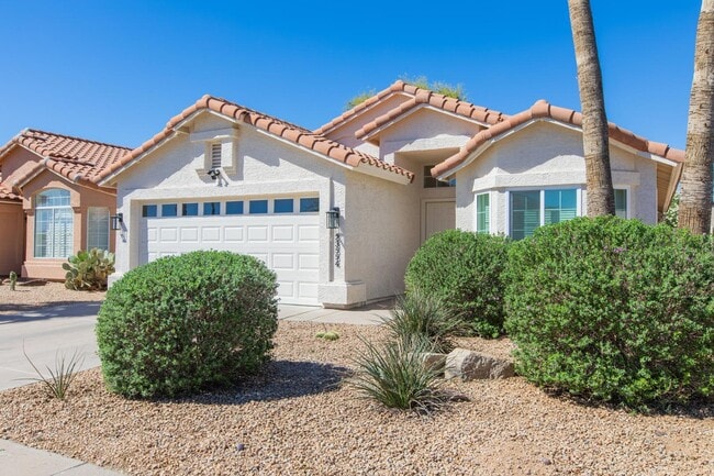 Building Photo - 23554 N 73rd Pl