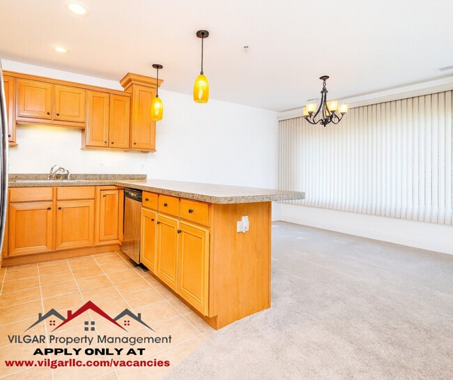 Building Photo - Updated and well-maintained, this 2-bedroo...