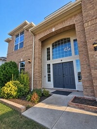 Building Photo - 605 Tripp Tr