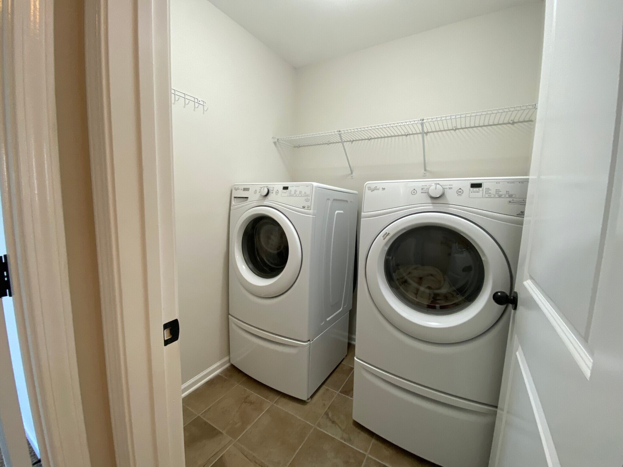 Laundry with HE washer and dryer - 2076 Waverly Ct