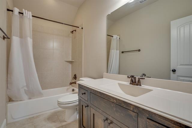 Building Photo - 5113 Berkley Dr