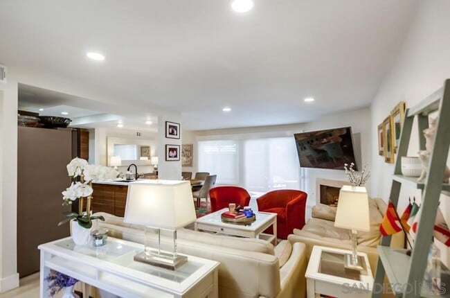 Building Photo - 6952 Camino Amero
