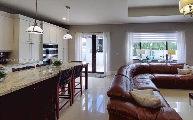 Building Photo - 14680 SW 17th St