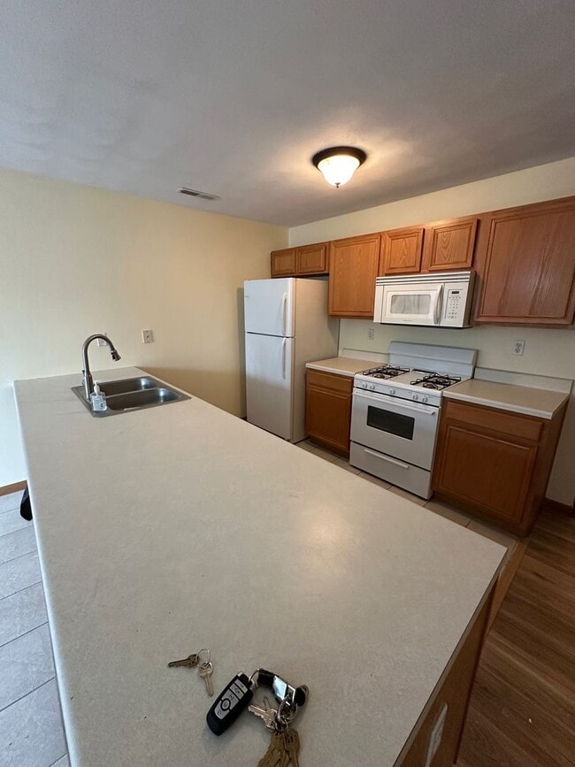 Building Photo - 10324 Metalmark Ln