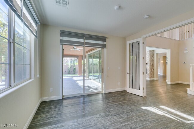 Building Photo - 2497 Birch Hollow St