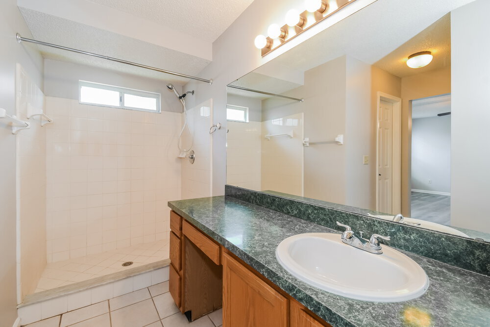 Building Photo - 4461 Cobblefield Cir W