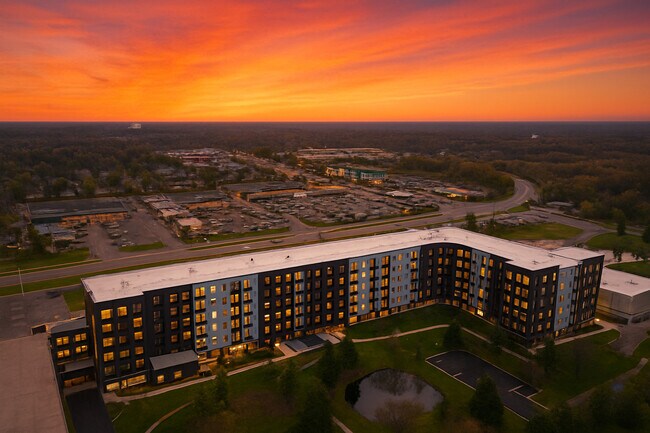 Building Photo - 250 McHenry Rd