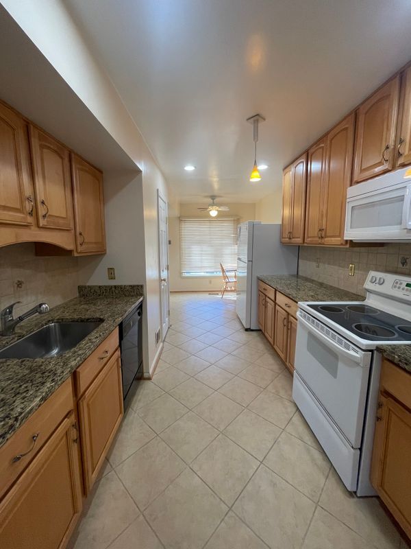 Building Photo - 5428 Long Boat Ct