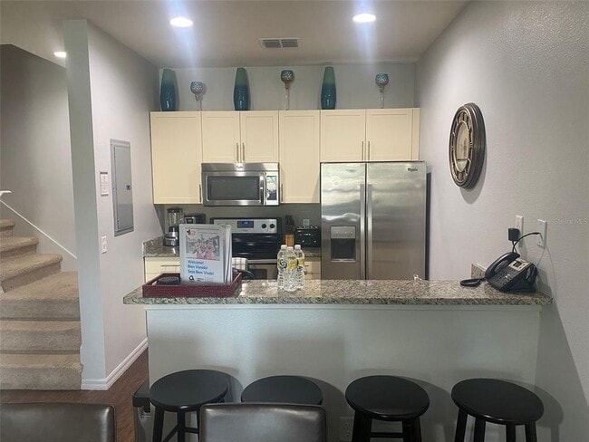 Building Photo - 3226 Wish Ave