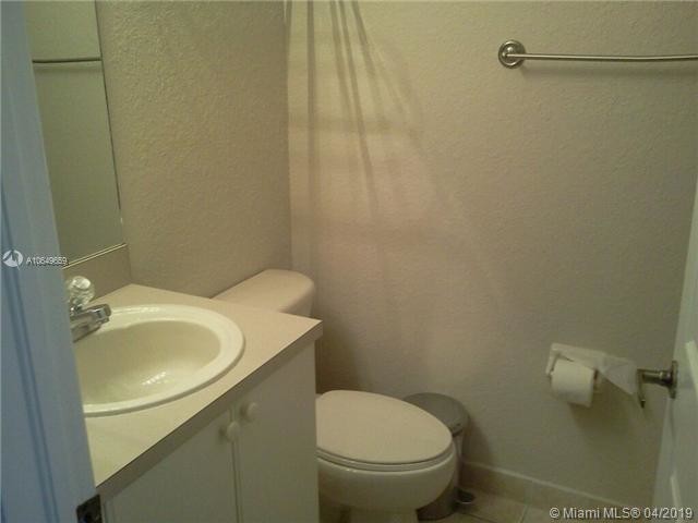 Building Photo - 8301 NW 107th Ct  1-22