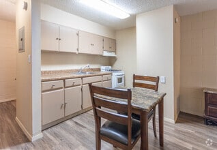 Building Photo - Casa Del Sol Apartments