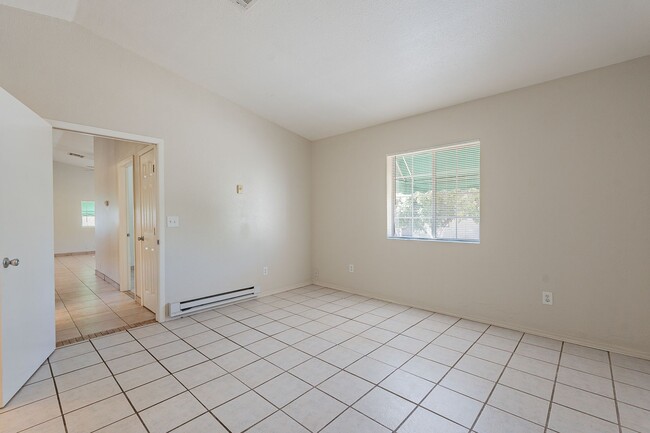 Floorplan - Paradise Valley Apartments