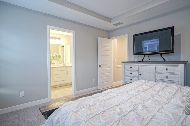 Building Photo - 13775 Boiler Pl