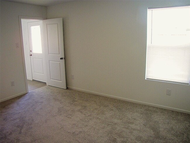 Building Photo - 17955 Valle Cupa Ln