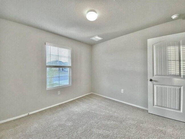 Building Photo - 5905 Ronee Leah Dr