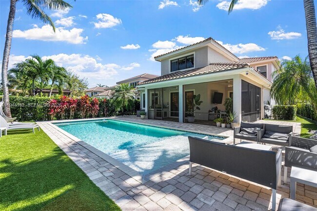 Building Photo - 10185 Cameilla St