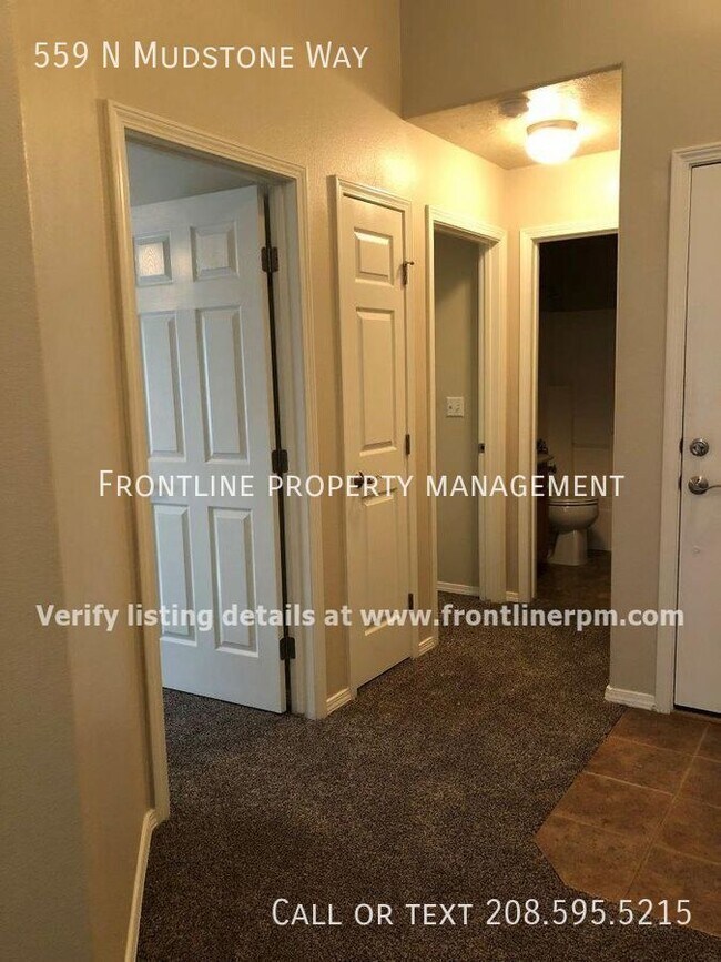 Building Photo - 559 N Mudstone Way