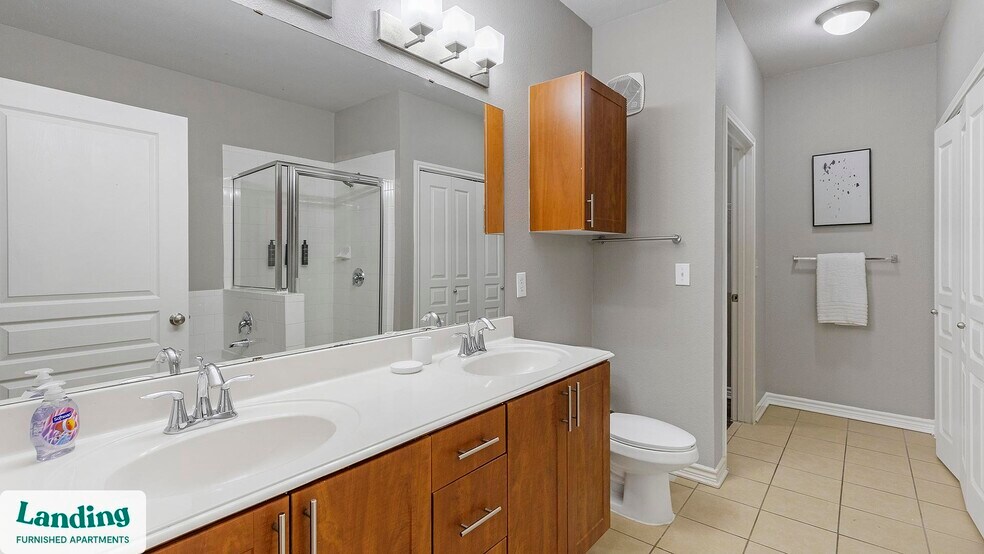 Building Photo - 15777 Quorum Dr