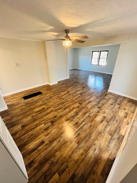 Building Photo - 49 Fowler Ln