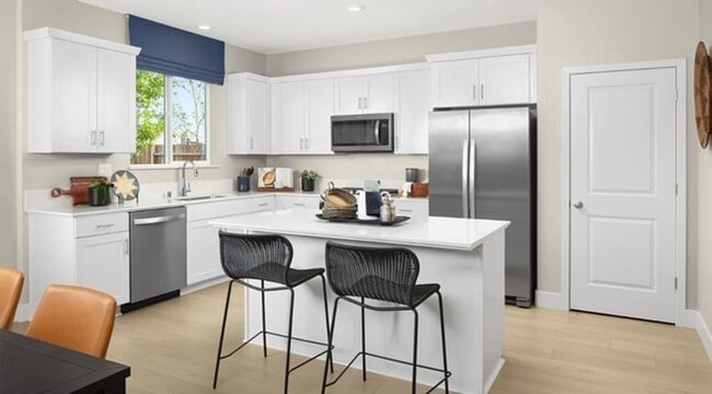 Building Photo - Gorgeous Brand New Home - Solar - 4 Bedroo...