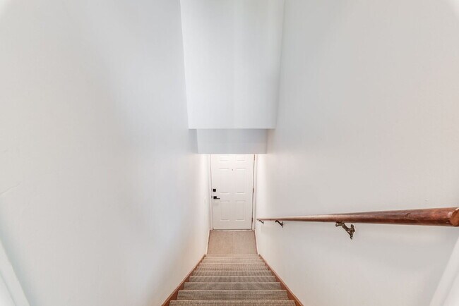 Building Photo - 3473 6th Ave NW