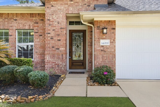 Building Photo - 14019 Pueblo Run Dr