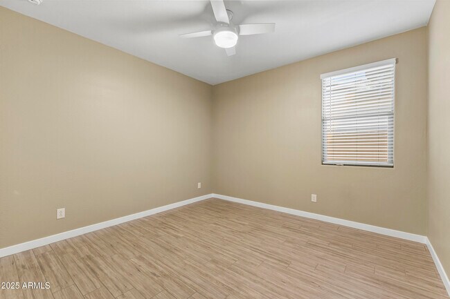Building Photo - 2603 S Barks Canyon Trail