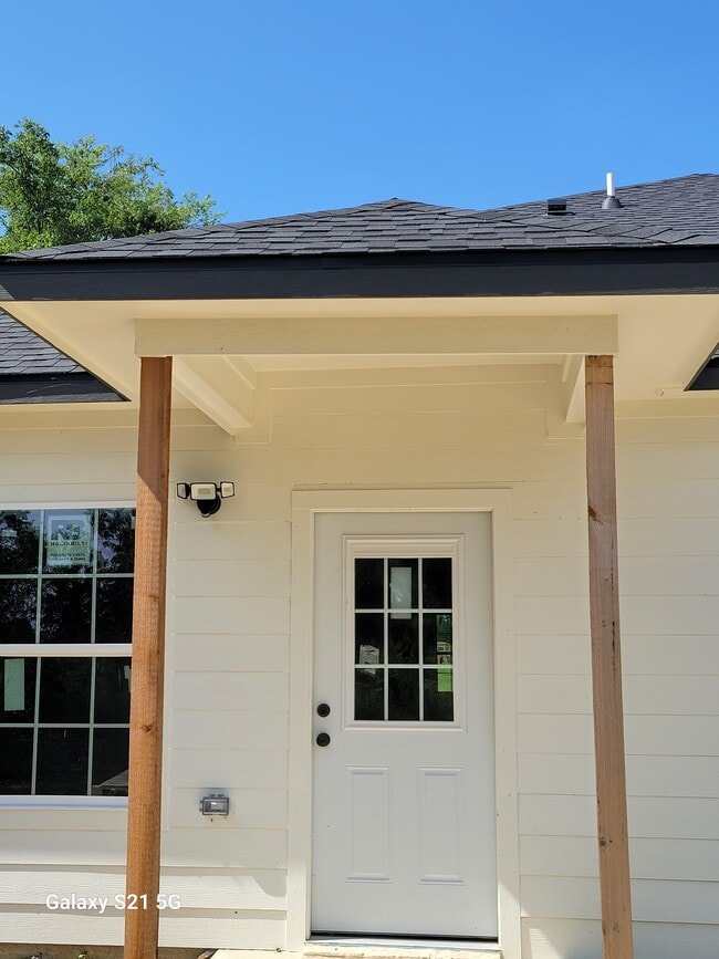 Building Photo - 112 Cora Lee Ln