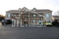 Building Photo - NEW YEAR PRICE DROP!  Fully Furnished One ...