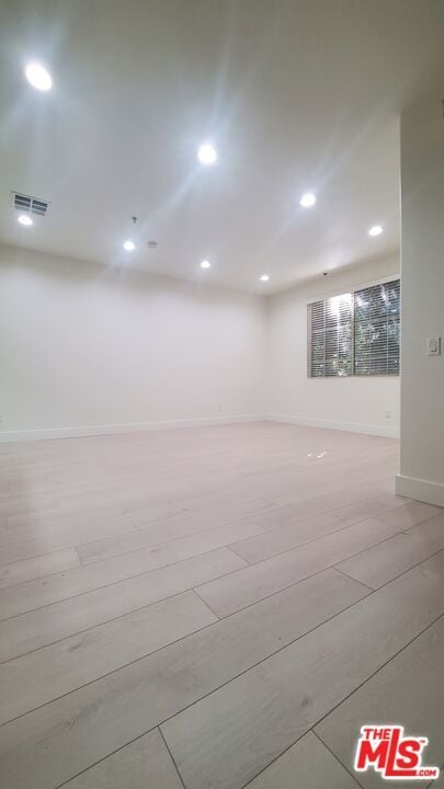 Building Photo - 962 S Gramercy Dr