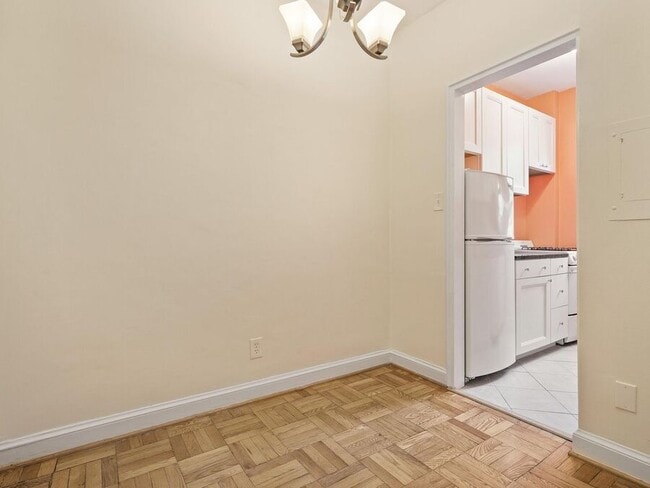 Building Photo - 2515 K St NW