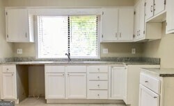 Building Photo - 8918 Sterling Ridge Ln