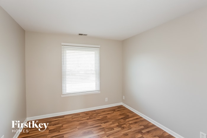 Building Photo - 7809 Dawson Dr