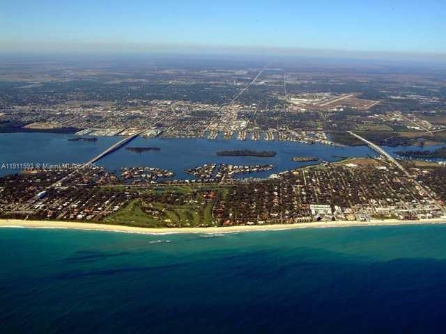 Building Photo - 1815 Mooringline Dr