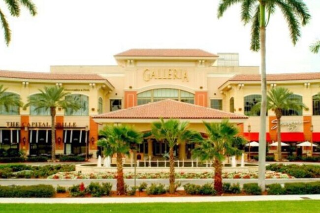 Building Photo - 391 NW 35th Ct