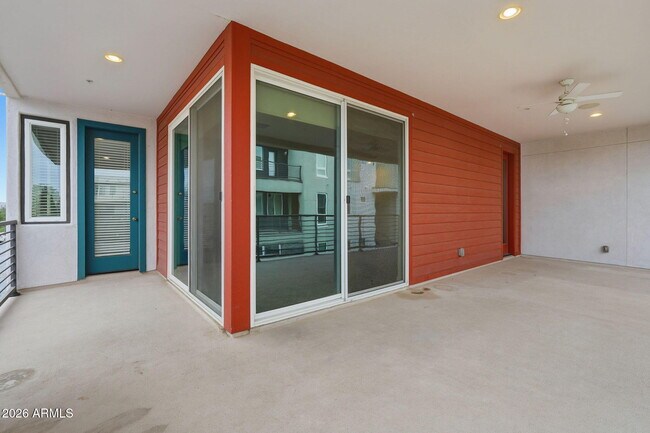 Building Photo - 1250 Abbey Ln