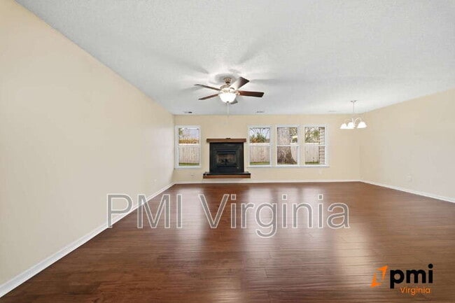 Building Photo - 5413 Brookfield Dr